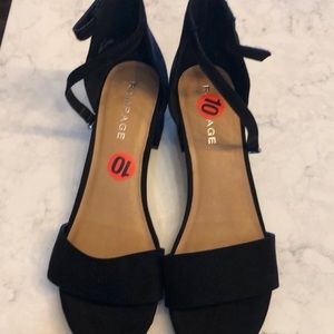 Brand new never worn black heels